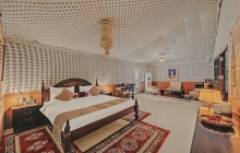 A LUXE DIP INTO HISTORY, NATURE & CULTURE AT THE STATUE OF UNITY TENT CITY 1.